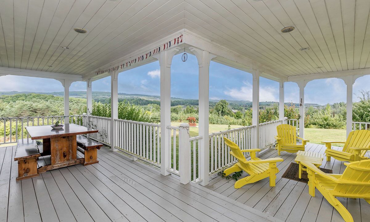 Photo of Outdoor in Terra Nova