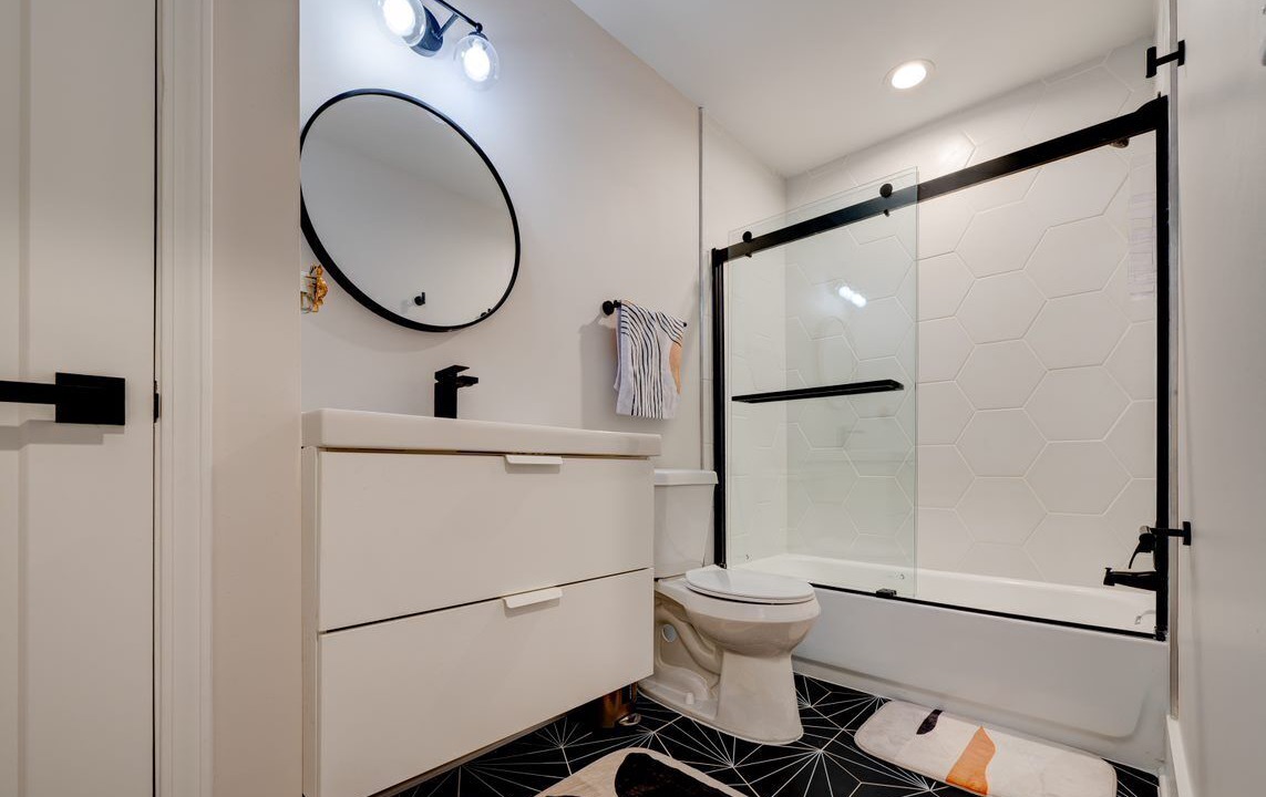Photo of Bathroom in Downtown Memphis