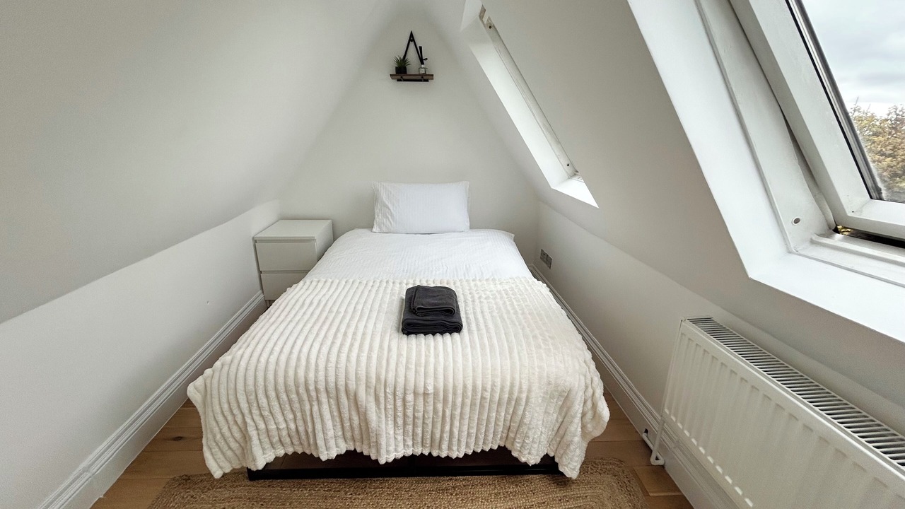 Photo of Bedroom in Homerton