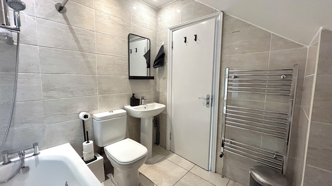 Photo of Bathroom in Homerton
