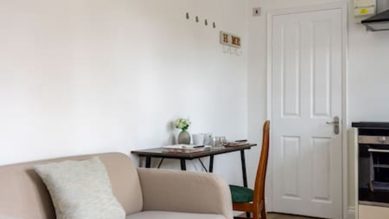 Photo of Livingroom in Tudor