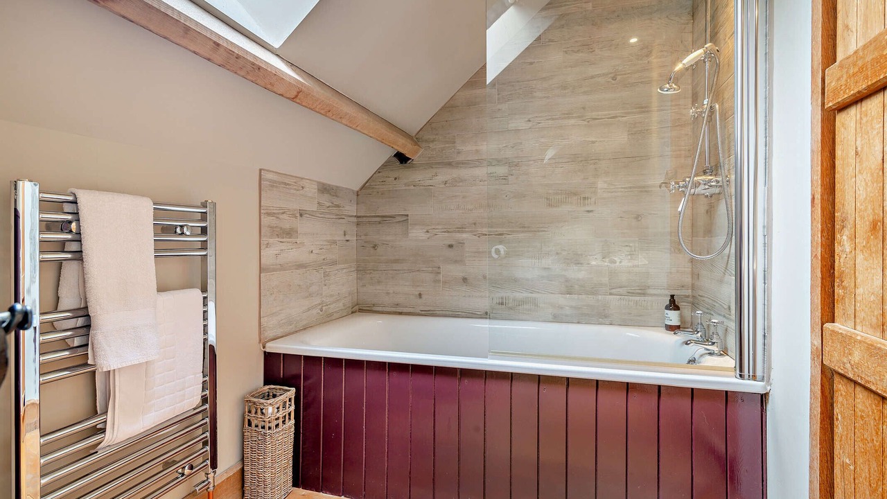 Photo of Bathroom in Cwmdu