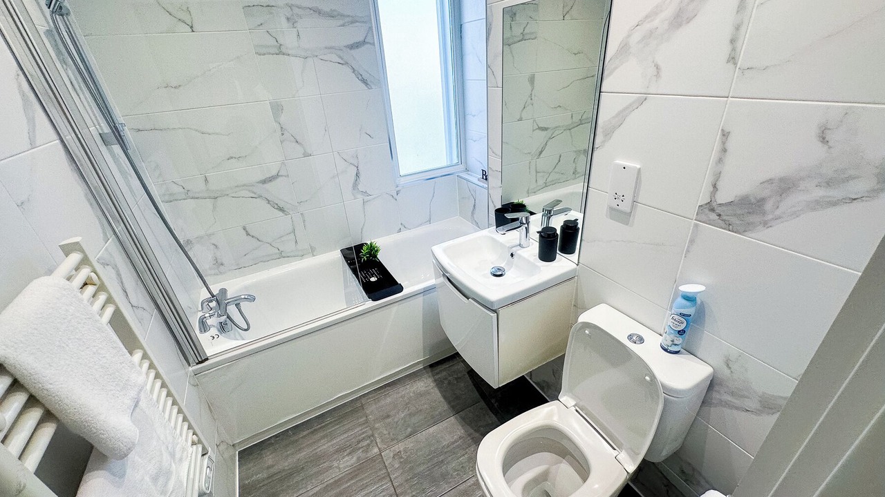 Photo of Others in Harlington