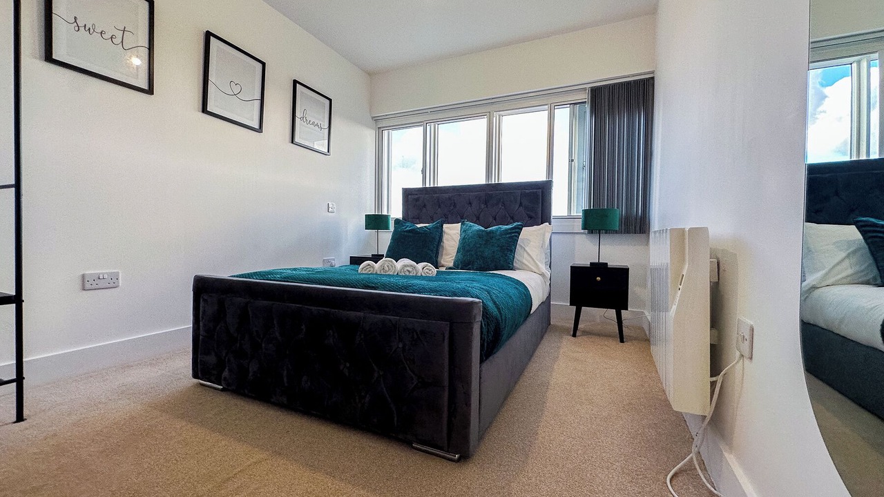 Photo of Others in Harlington