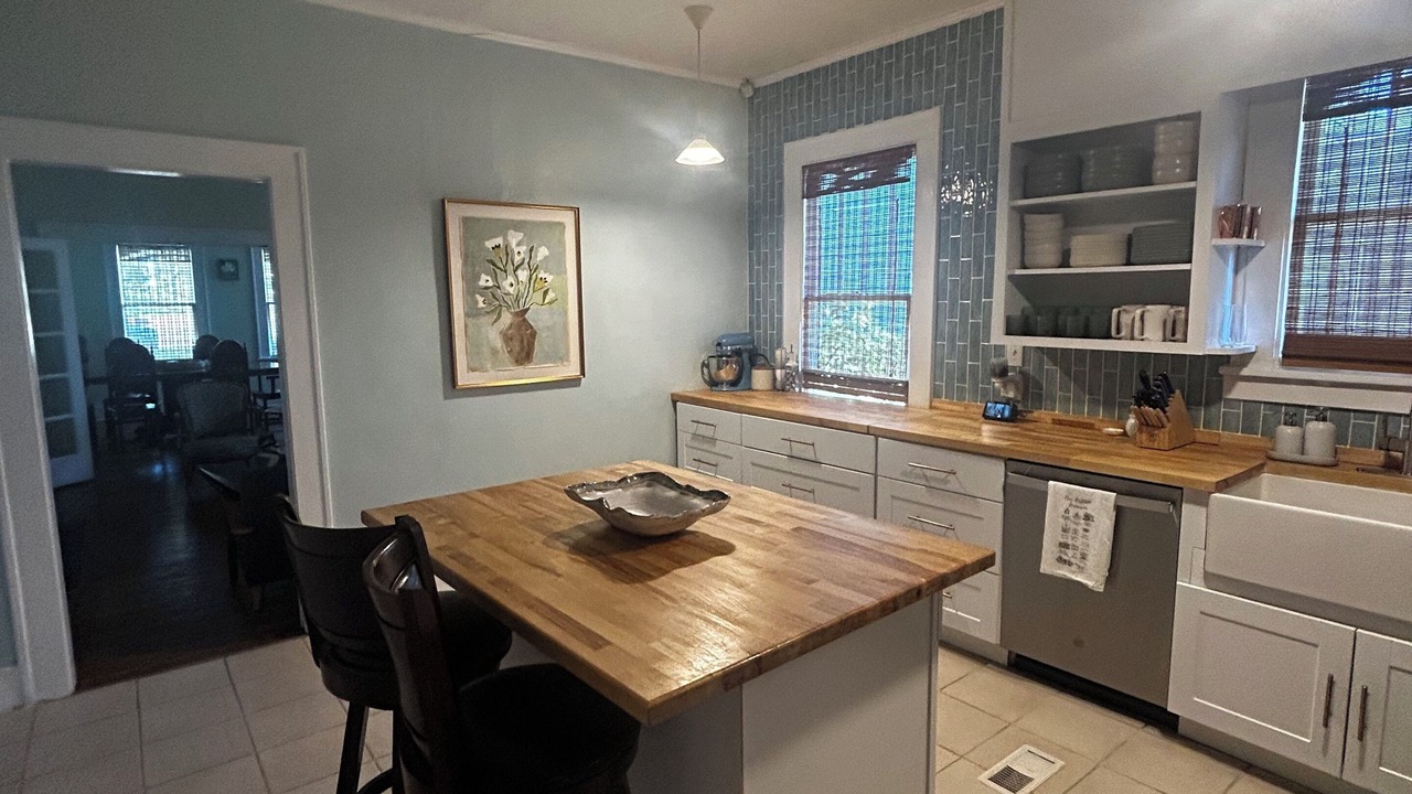 Photo of Kitchen in Midtown