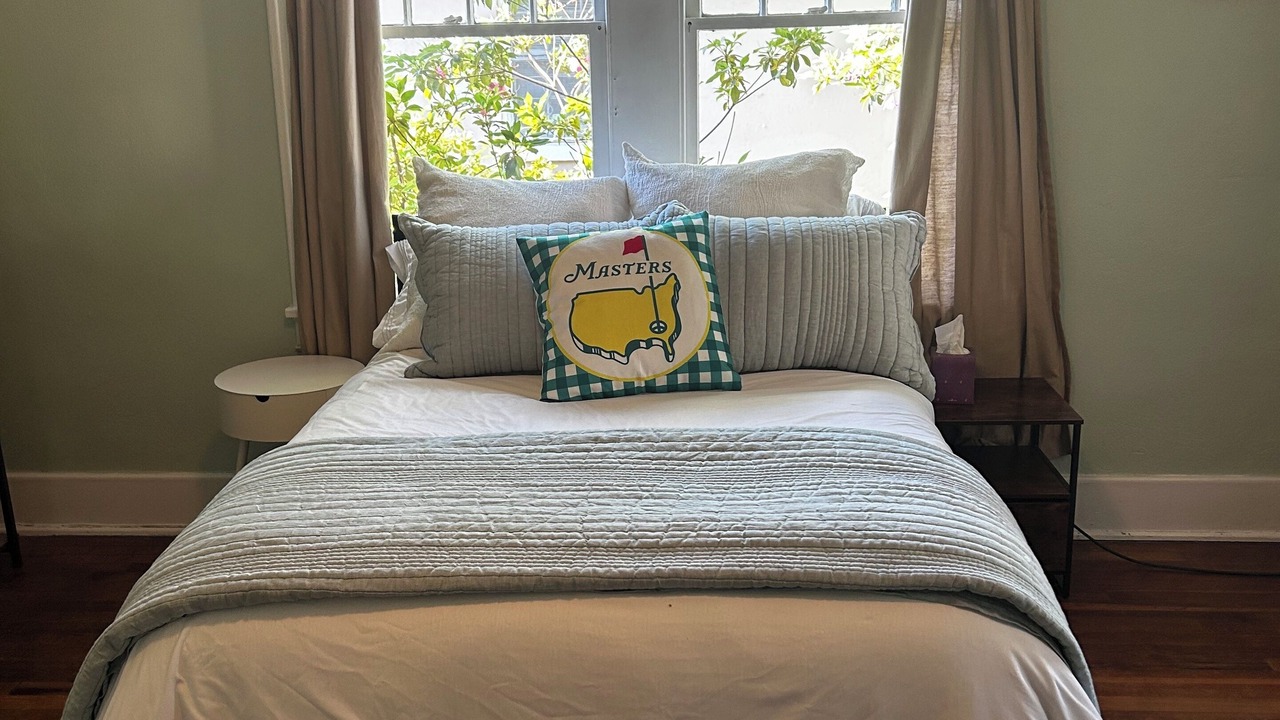 Photo of Bedroom in Midtown