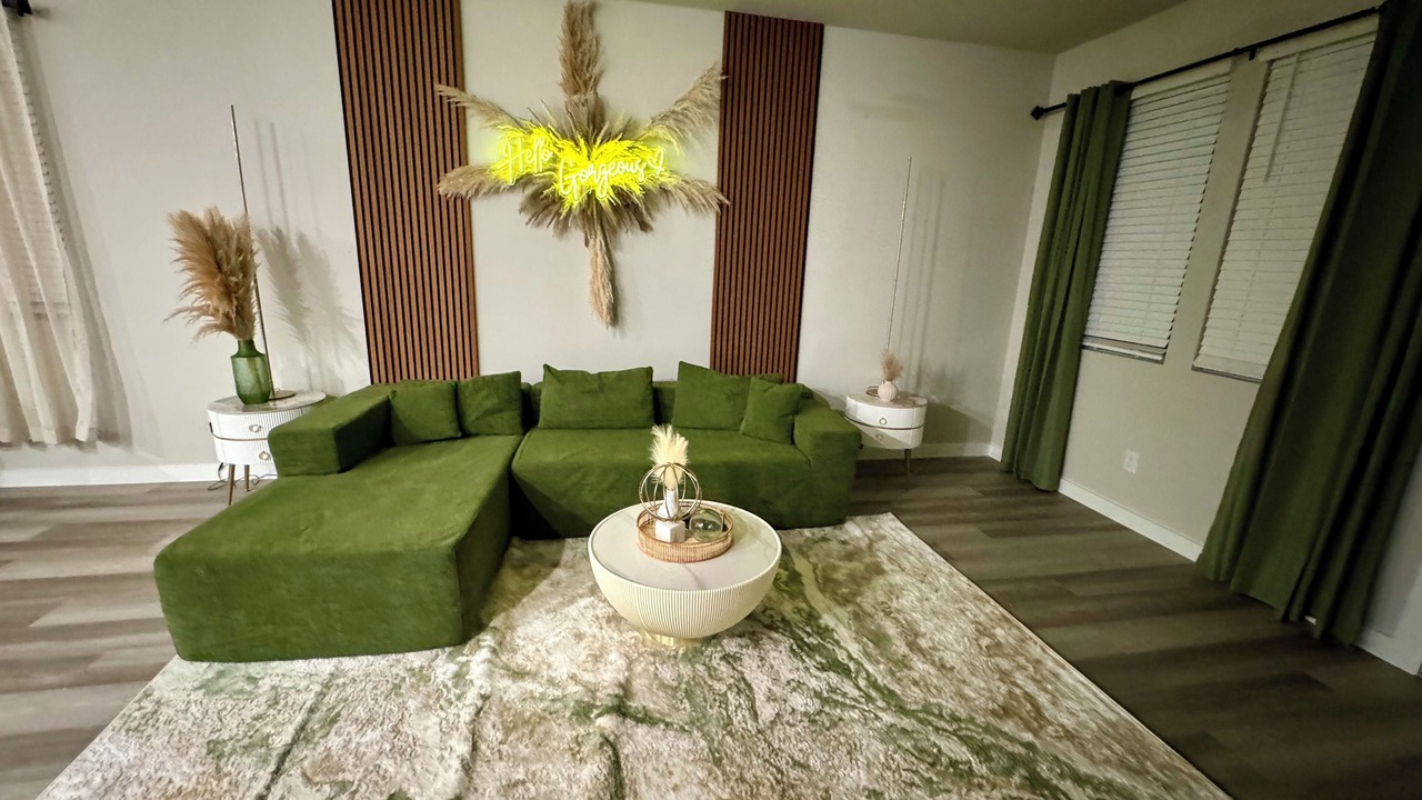 Photo of Livingroom in Southeast Houston