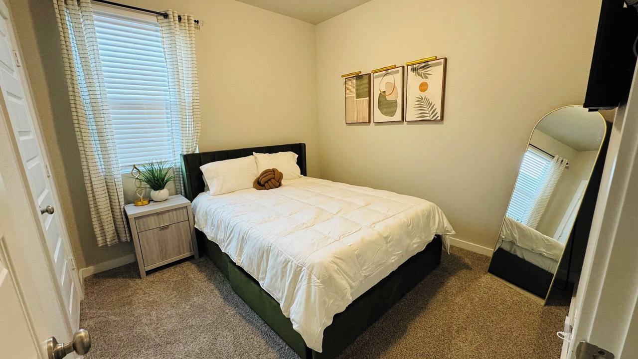 Photo of Bedroom in Southeast Houston