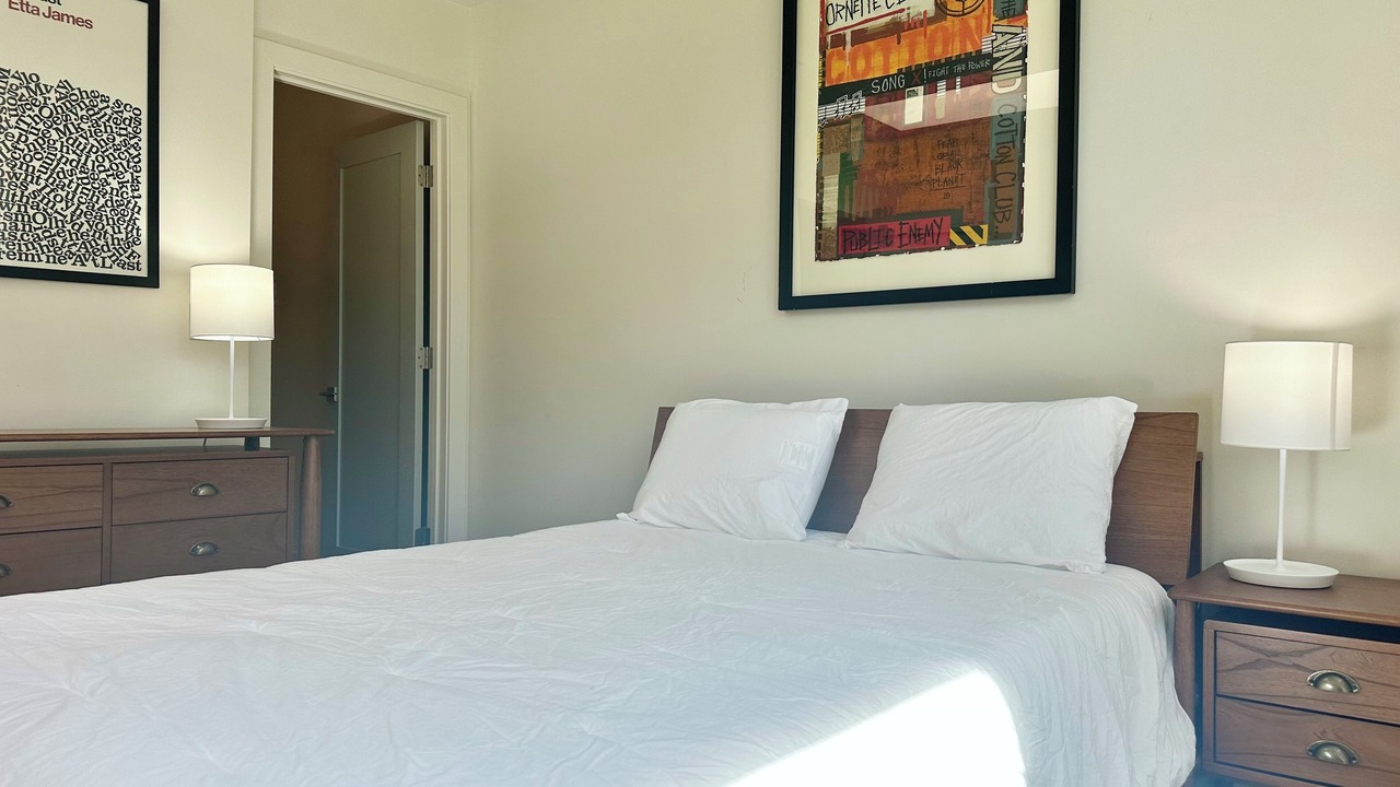 Photo of Bedroom in North Oak Park