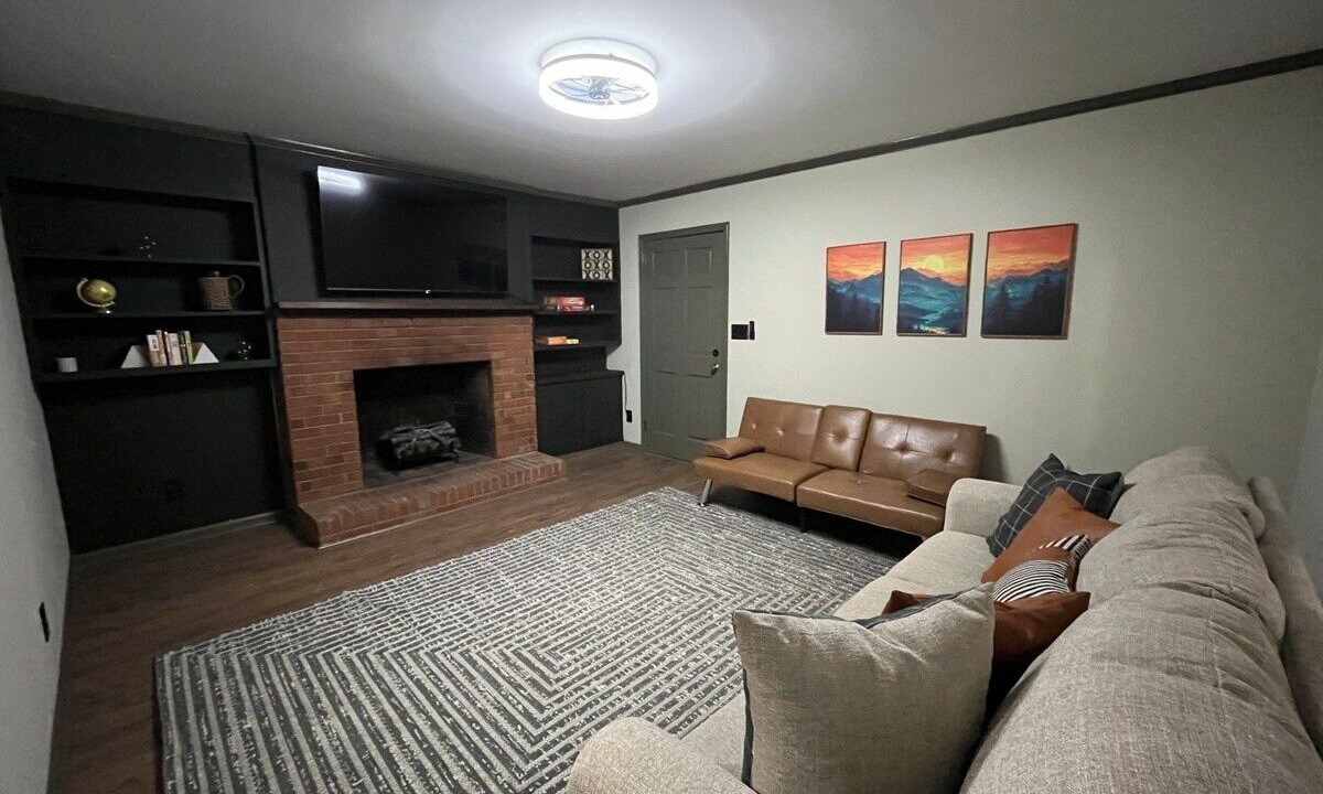 Photo of Livingroom in Winston - Salem