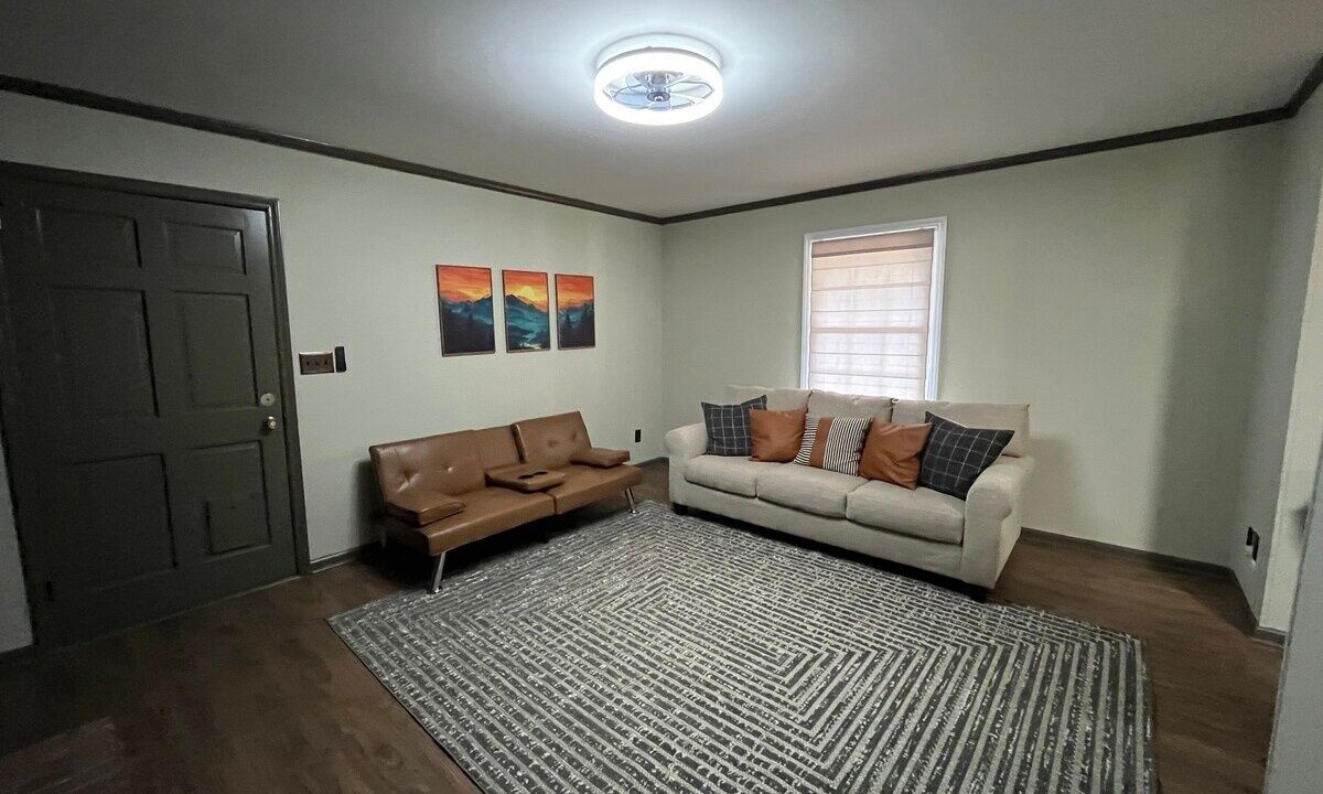 Photo of Livingroom in Winston - Salem