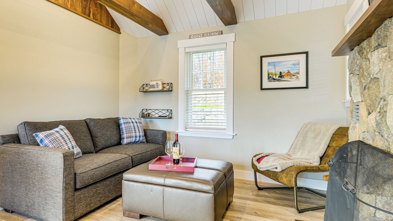 Photo of Livingroom in Winchendon