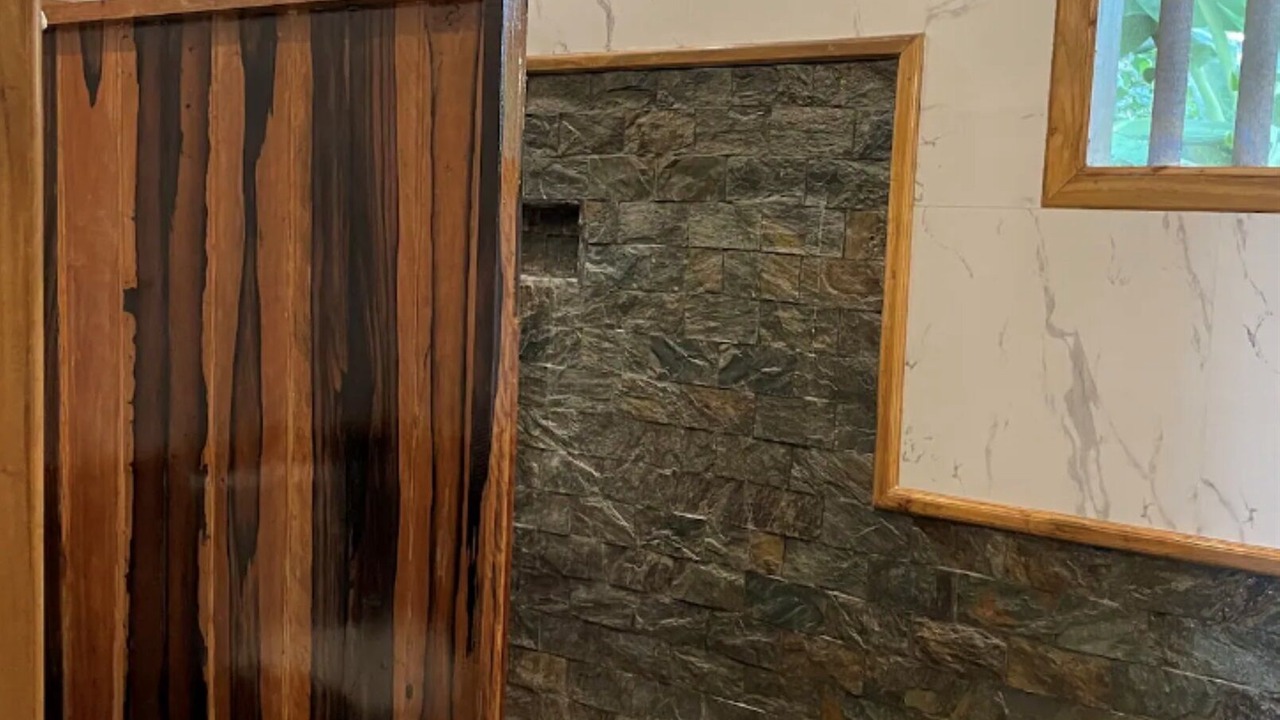 Photo of Bathroom in Kahuku