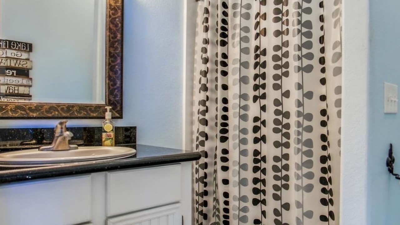 Photo of Bathroom in Livingston