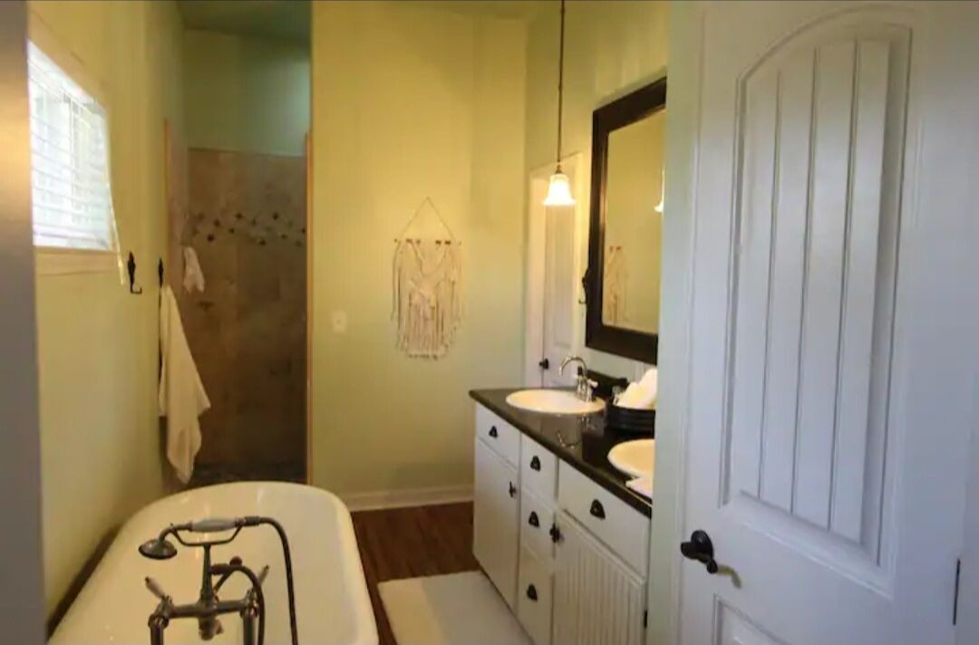 Photo of Bathroom in Livingston