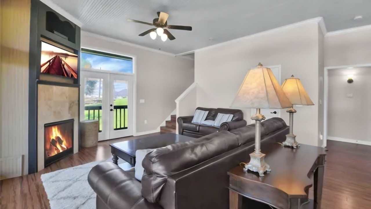Photo of Livingroom in Livingston