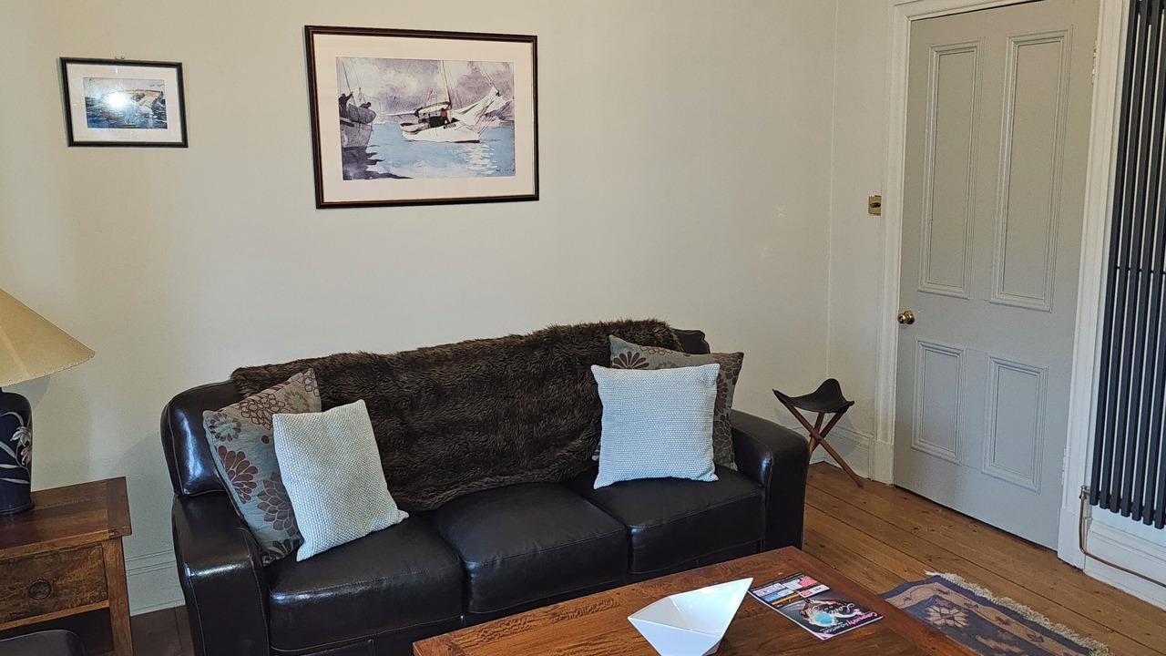 Photo of Bedroom in Helensburgh