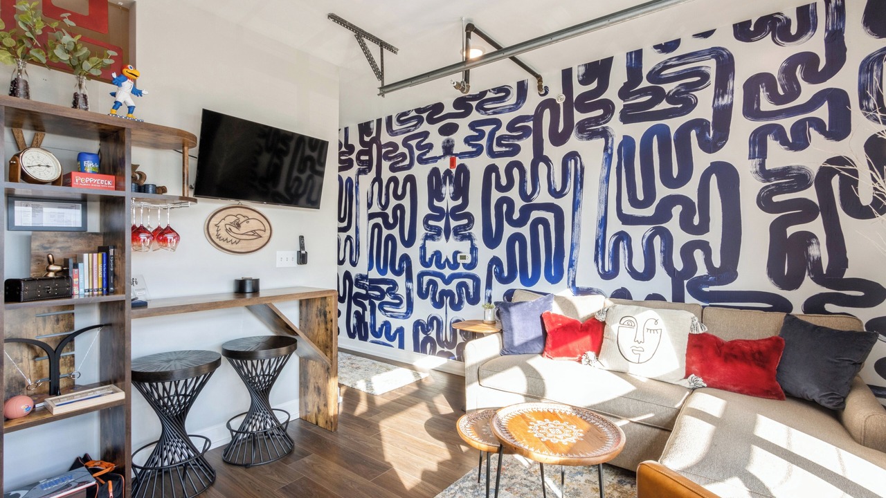 Photo of Livingroom in Lawrence