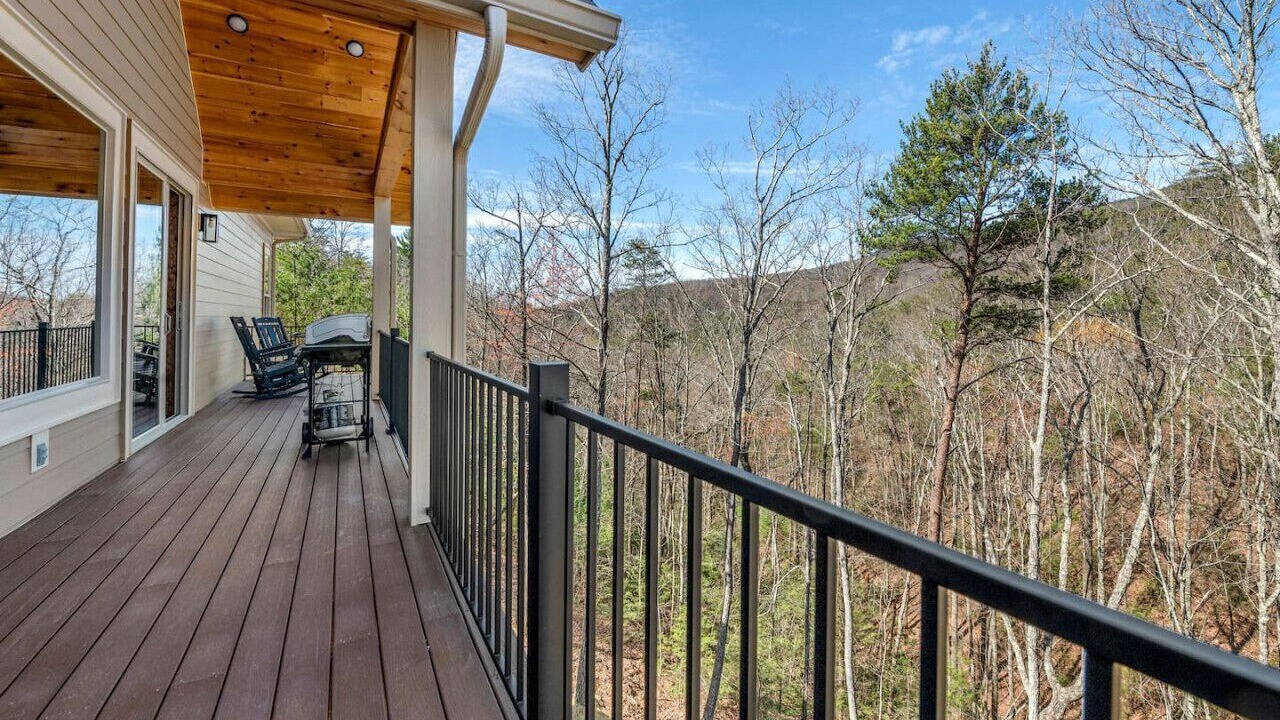Photo of Outdoor in Gatlinburg - Pigeon Forge