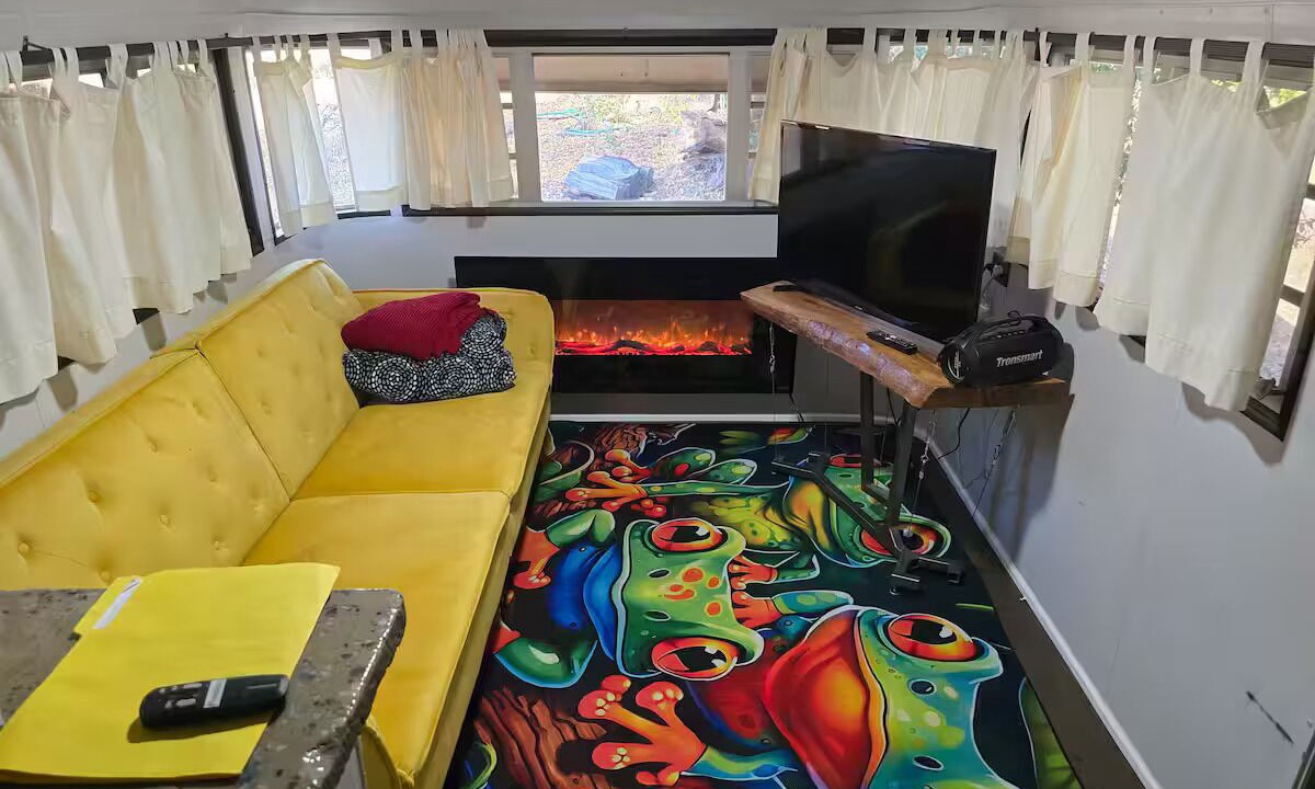 Photo of Livingroom in Auburn