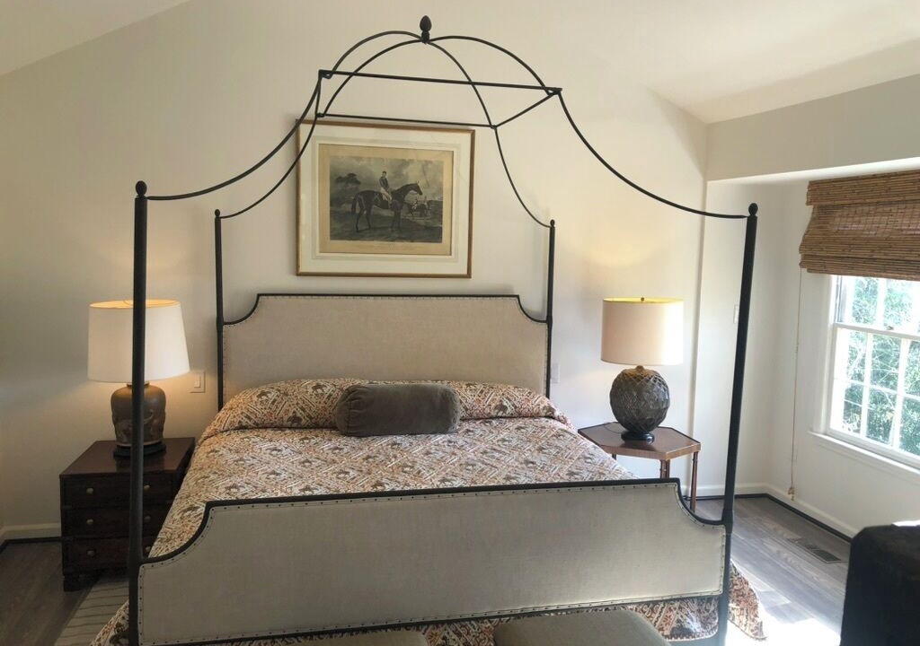 Photo of Bedroom in Crestline Heights