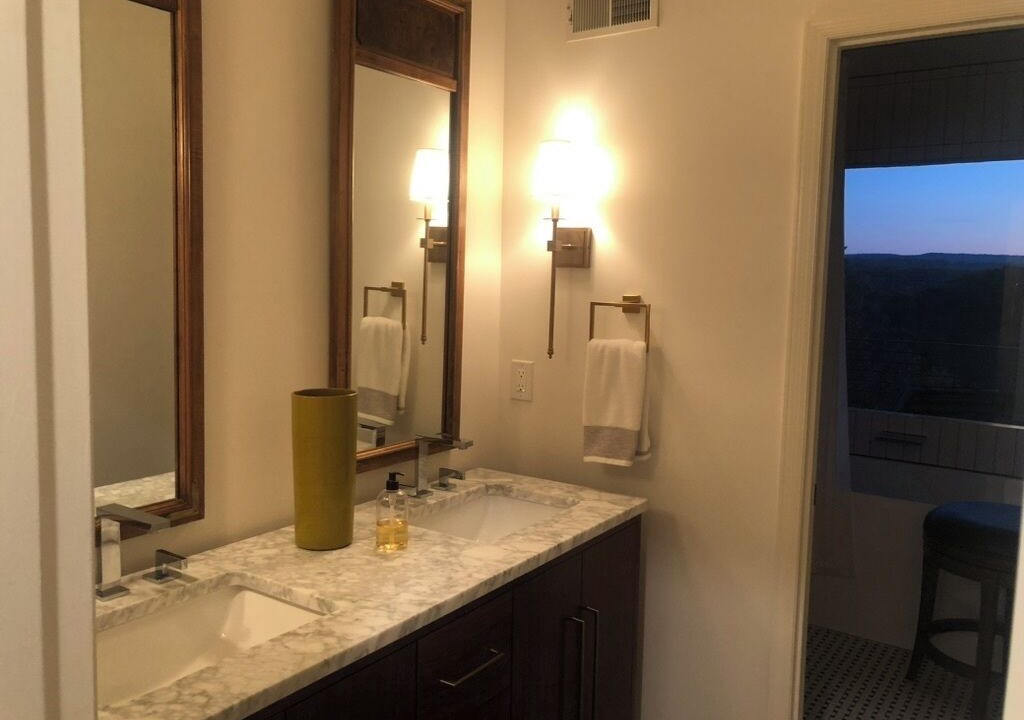 Photo of Bathroom in Crestline Heights