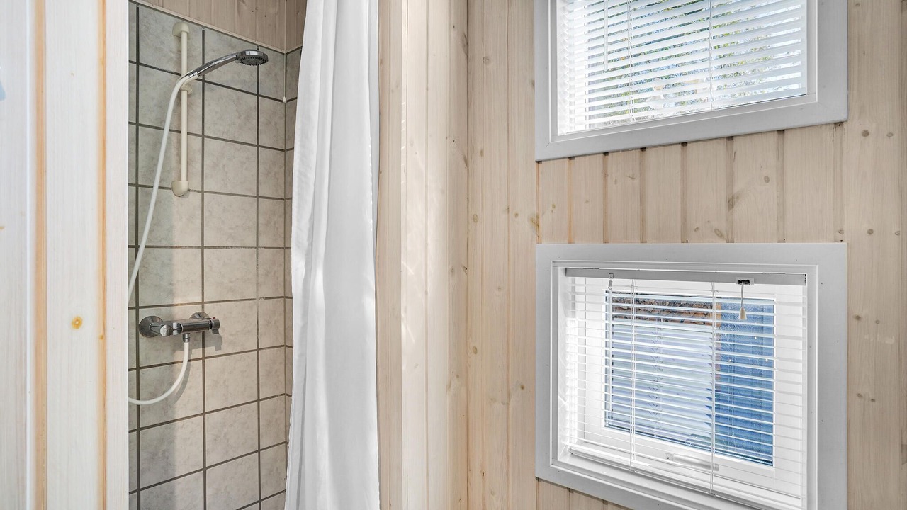Photo of Bathroom in Lyngsbæk Strand