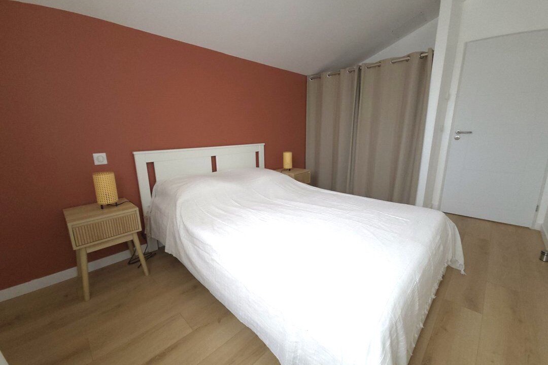 Photo of Bedroom in Lit-et-Mixe