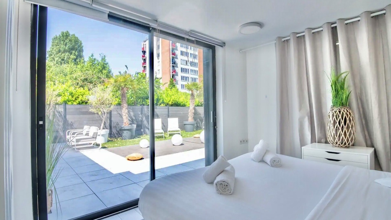 Photo of Bedroom in Mons-en-Baroeul