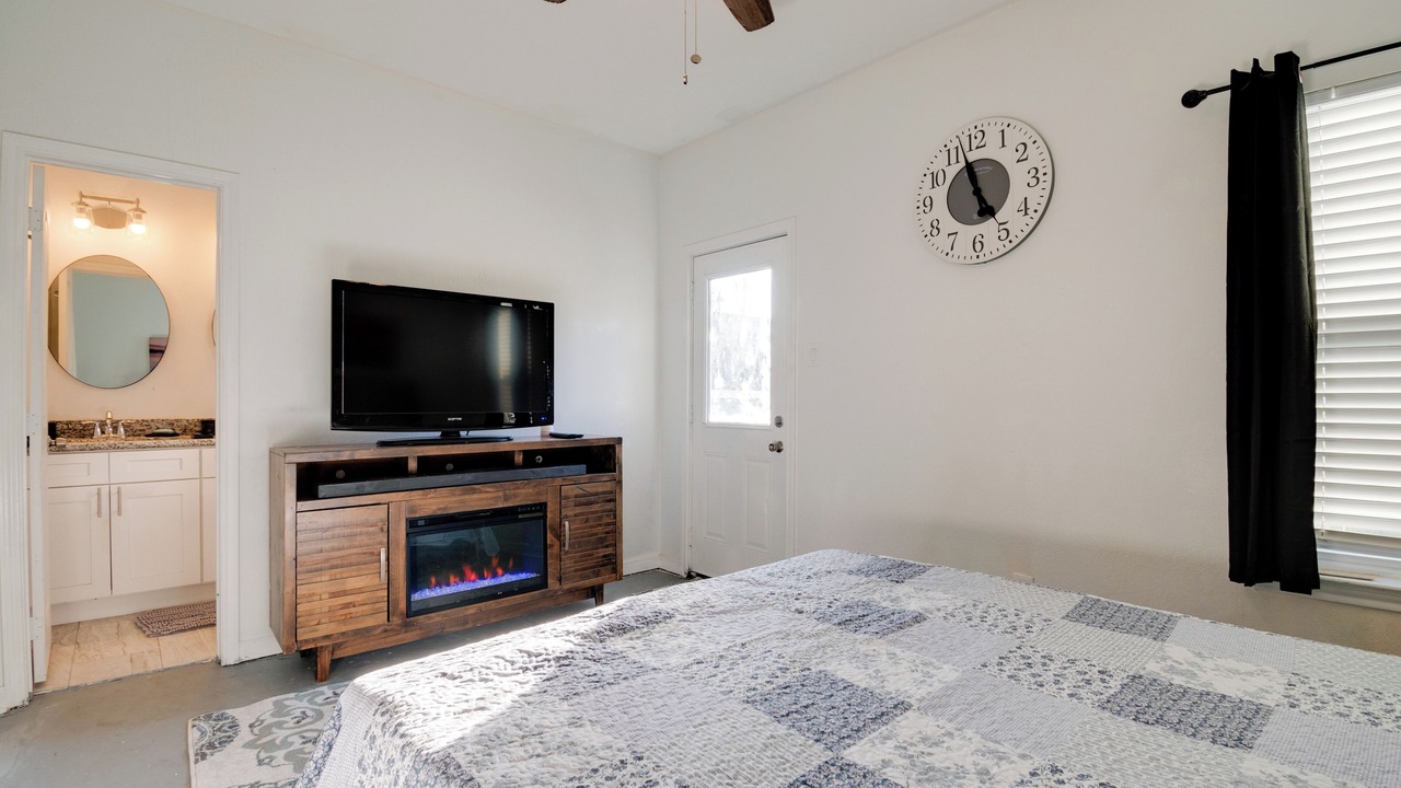 Photo of Bedroom in Montgomery