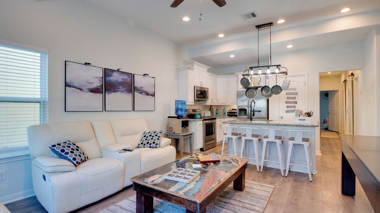 Photo of Livingroom in Montgomery