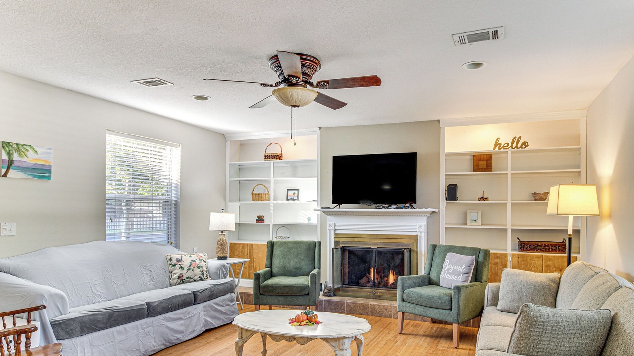 Photo of Bedroom in Navy Point