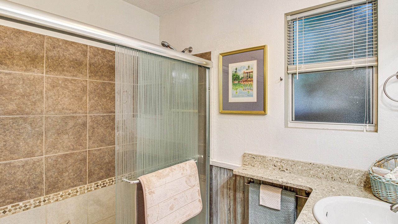 Photo of Bathroom in Navy Point