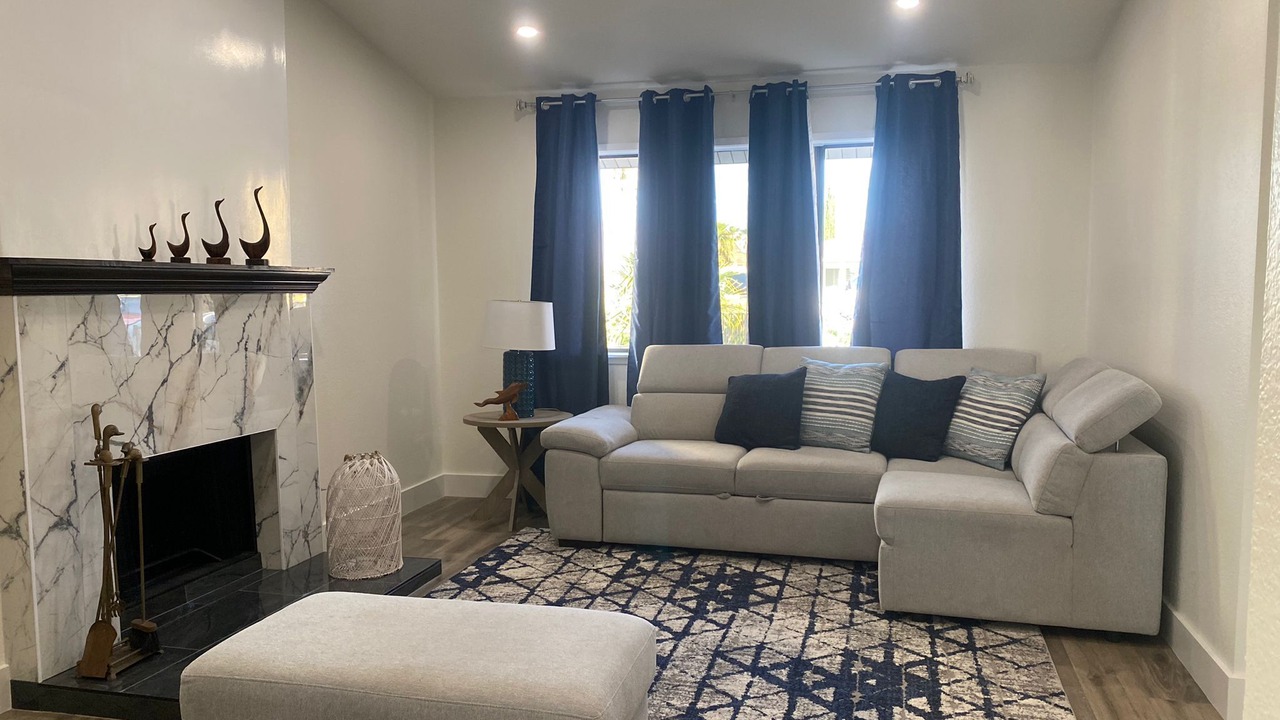 Photo of Livingroom in Discovery Bay