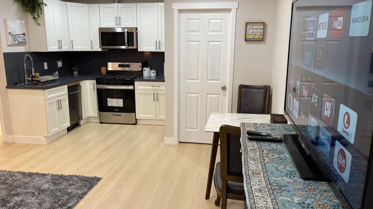 Photo of Livingroom in Lathrop