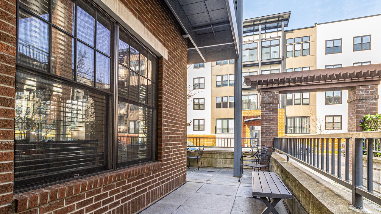 Photo of Patio Balcony in Saratoga Springs
