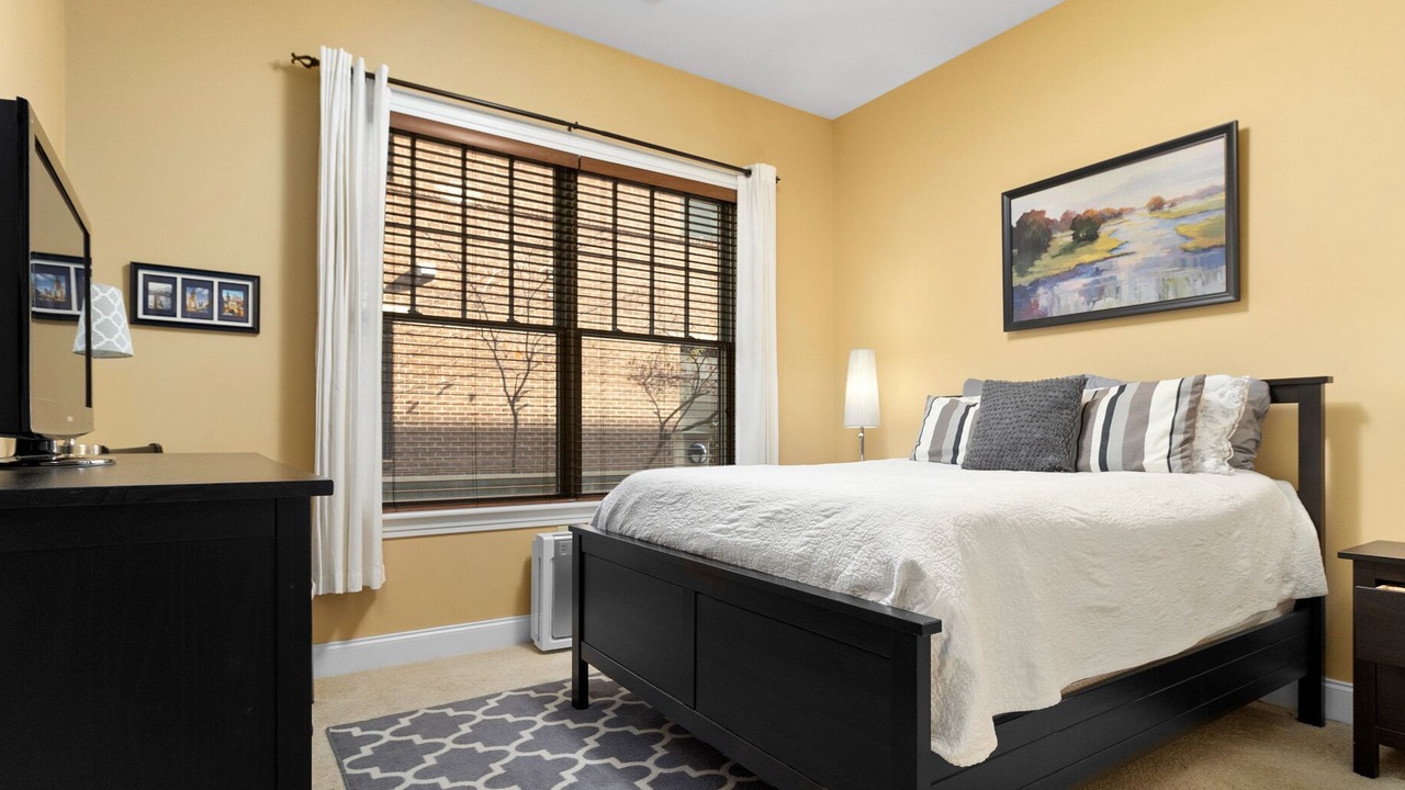 Photo of Bedroom in Saratoga Springs