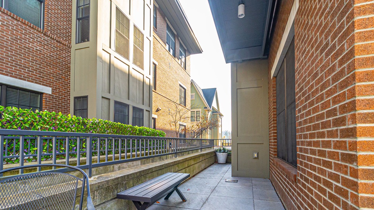 Photo of Patio Balcony in Saratoga Springs