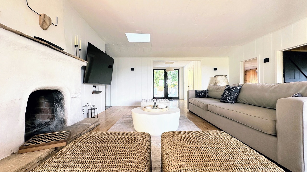 Photo of Livingroom in Agoura Hills