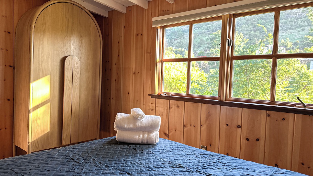 Photo of Bedroom in Agoura Hills