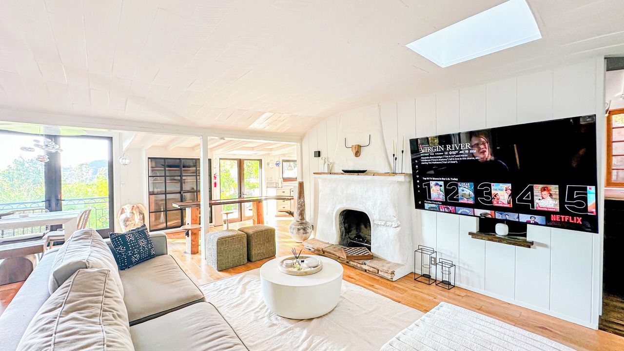 Photo of Livingroom in Agoura Hills