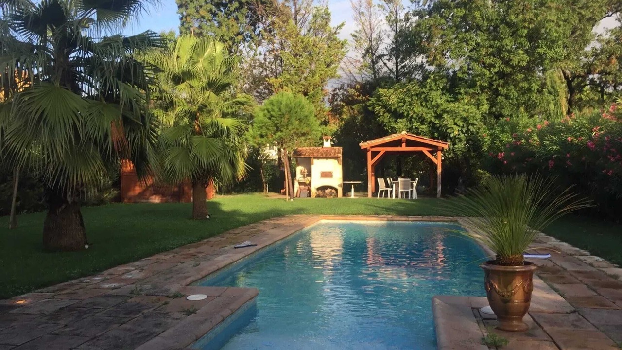 Photo of Outdoor in Plan-de-Cuques
