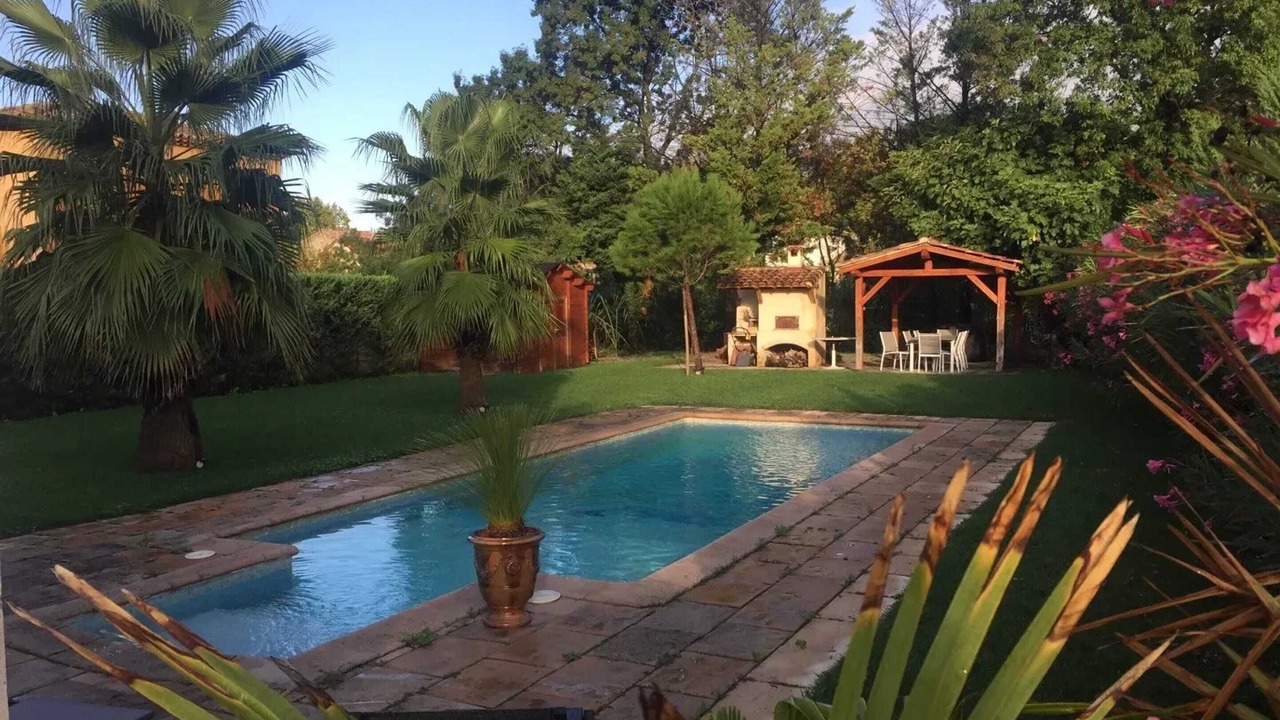 Photo of Outdoor in Plan-de-Cuques