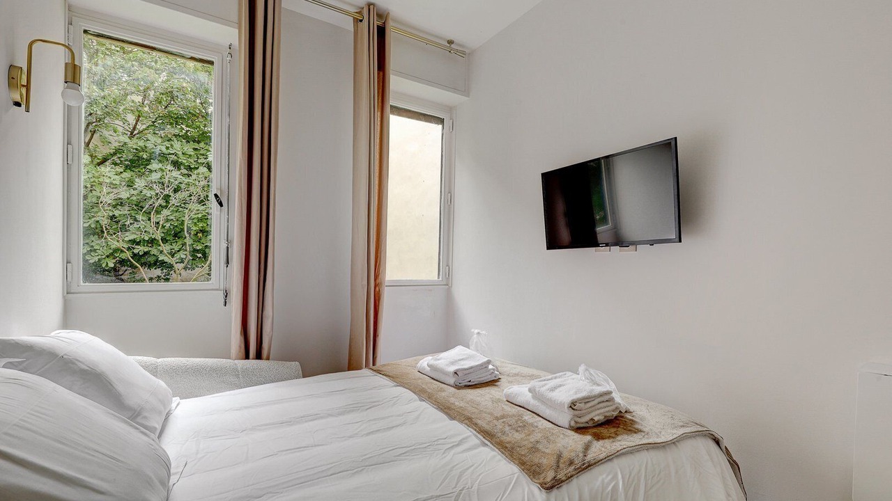 Photo of Bedroom in Porte-Dauphine