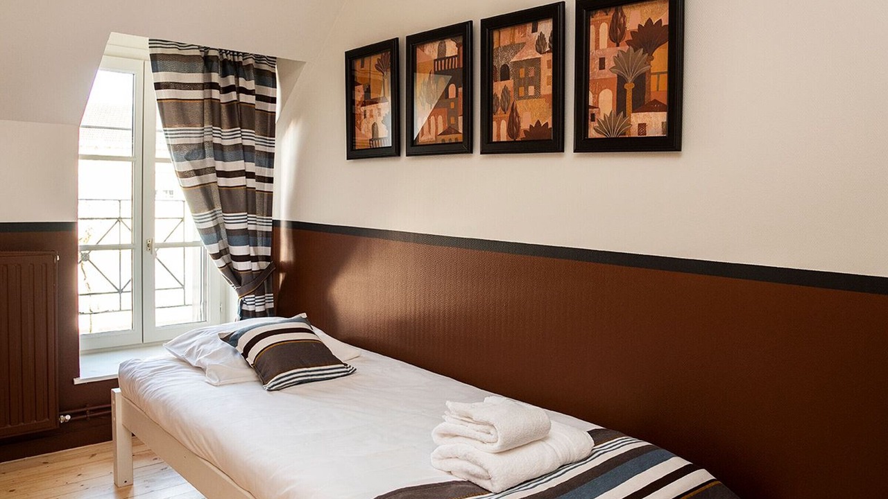 Photo of Bedroom in Deols