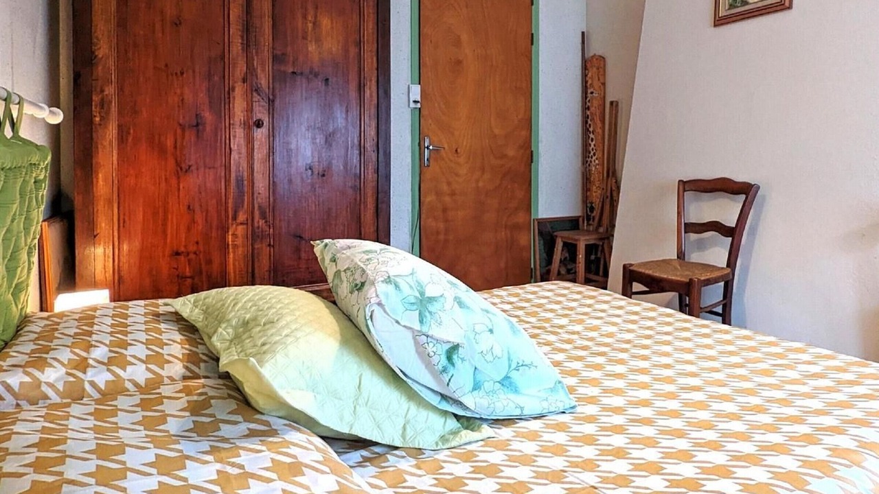 Photo of Bedroom in La Roche-Morey