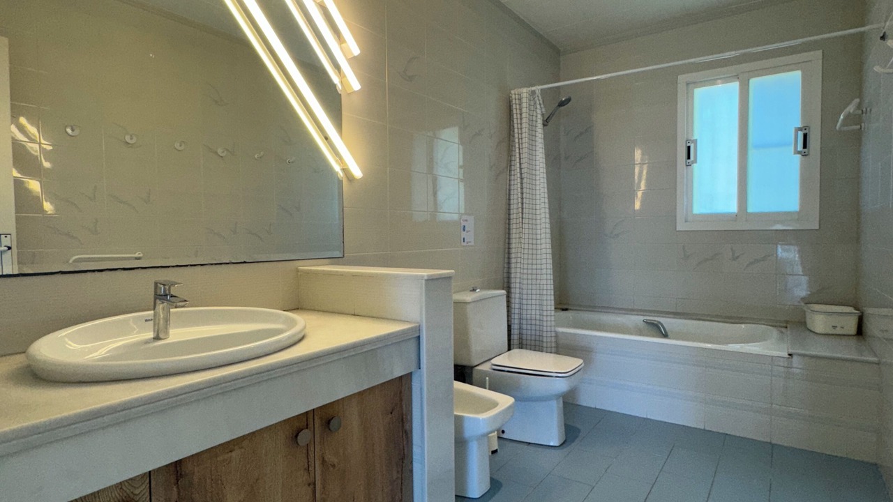 Photo of Bathroom in Alcanar