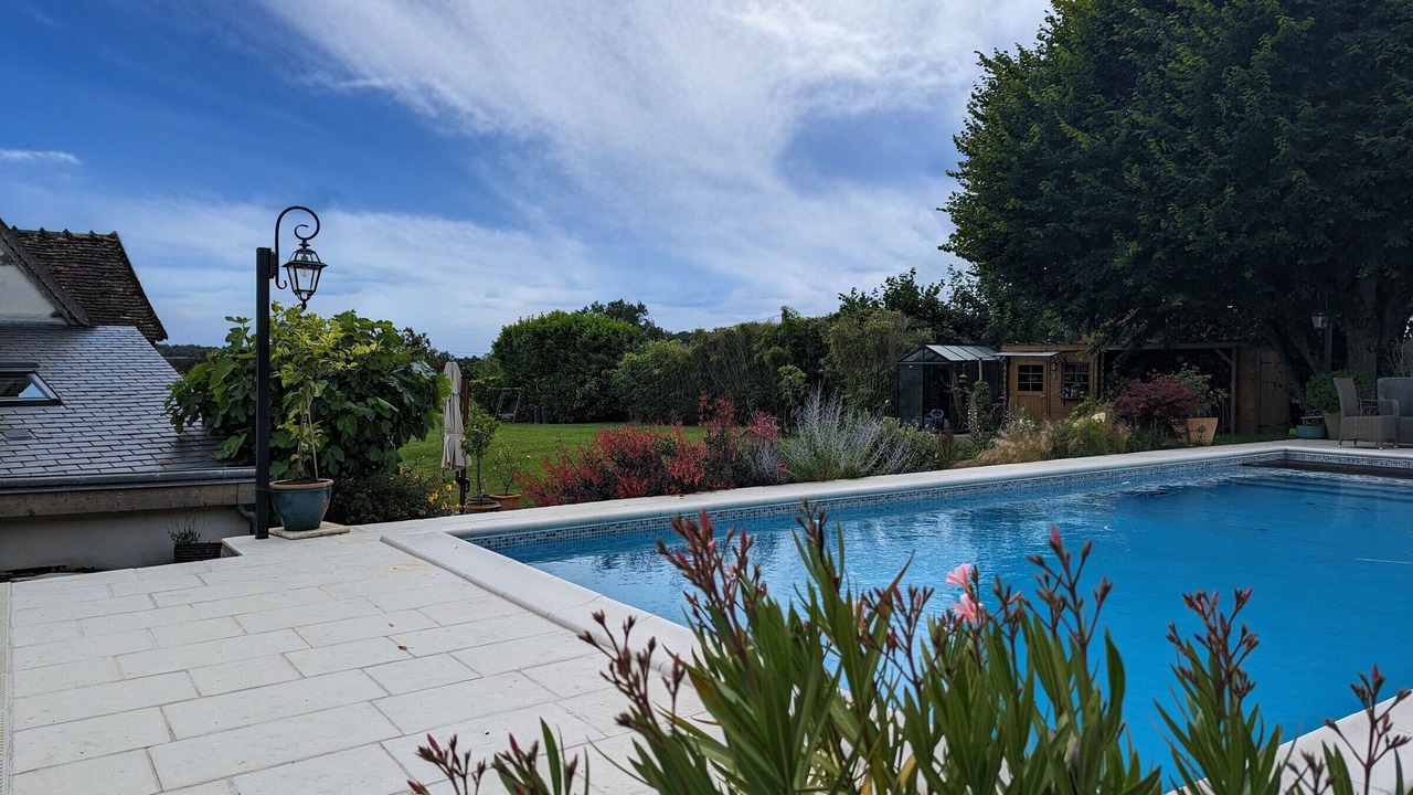 Photo of Outdoor in Paulnay