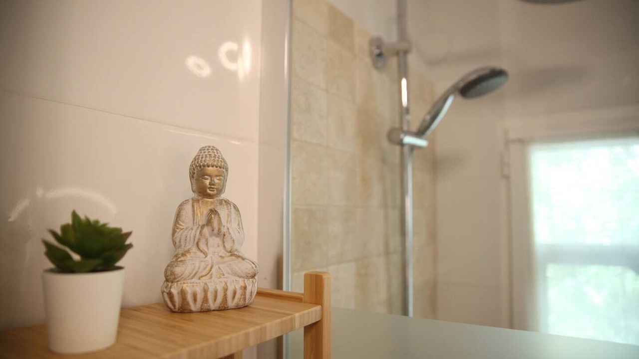Photo of Bathroom in Saint-Laurent-d'Aigouze