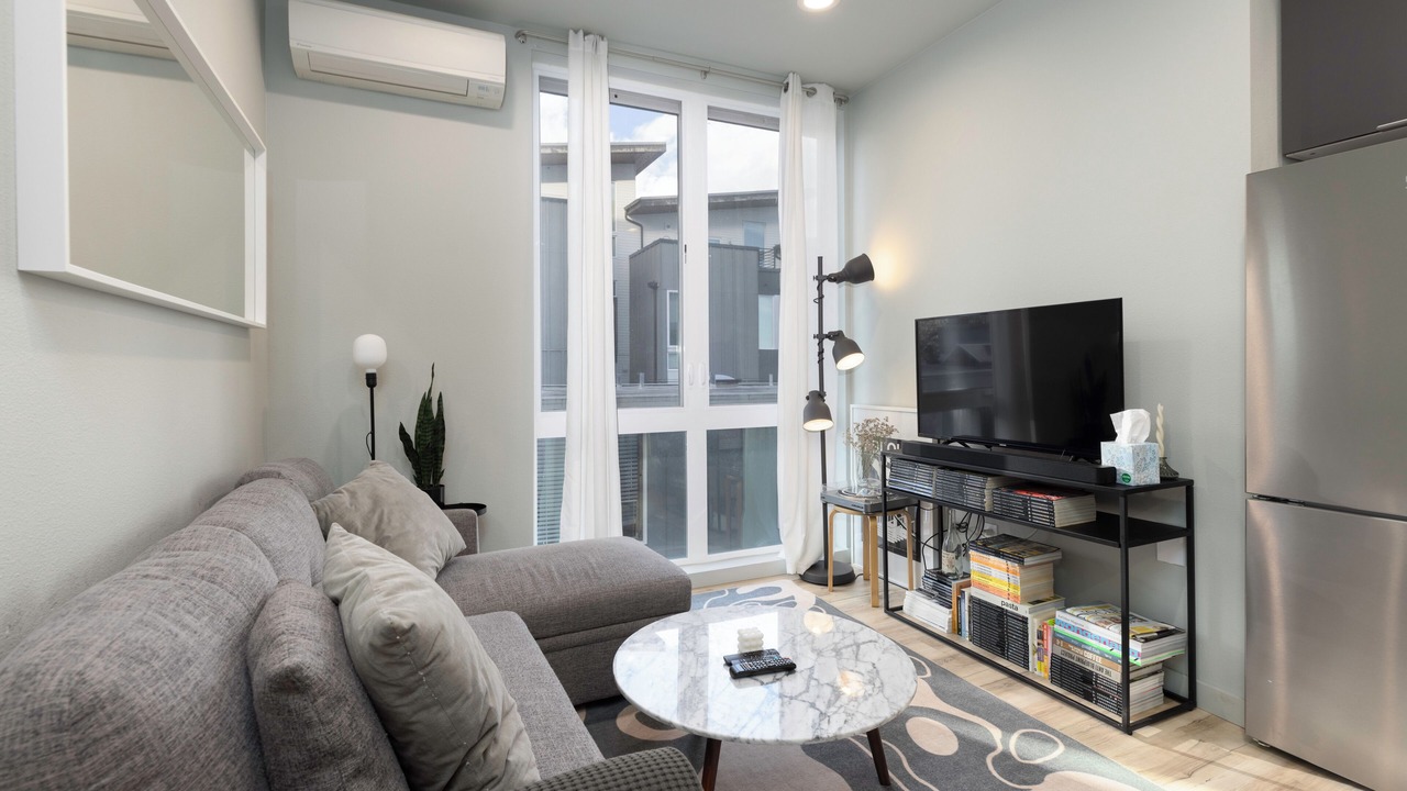 Photo of Livingroom in Fairmount Park
